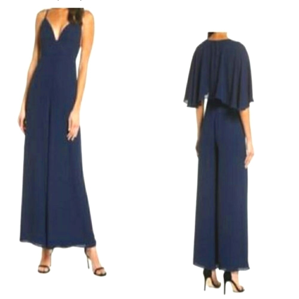 𝅺FAME AND PARTNERS GEORGETTE JUMPSUIT OPTIONAL CAPE